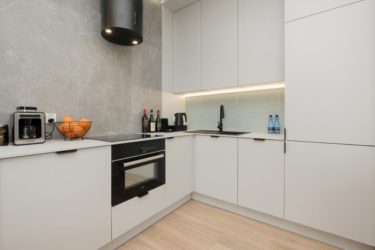 Hanza Moreno Rent