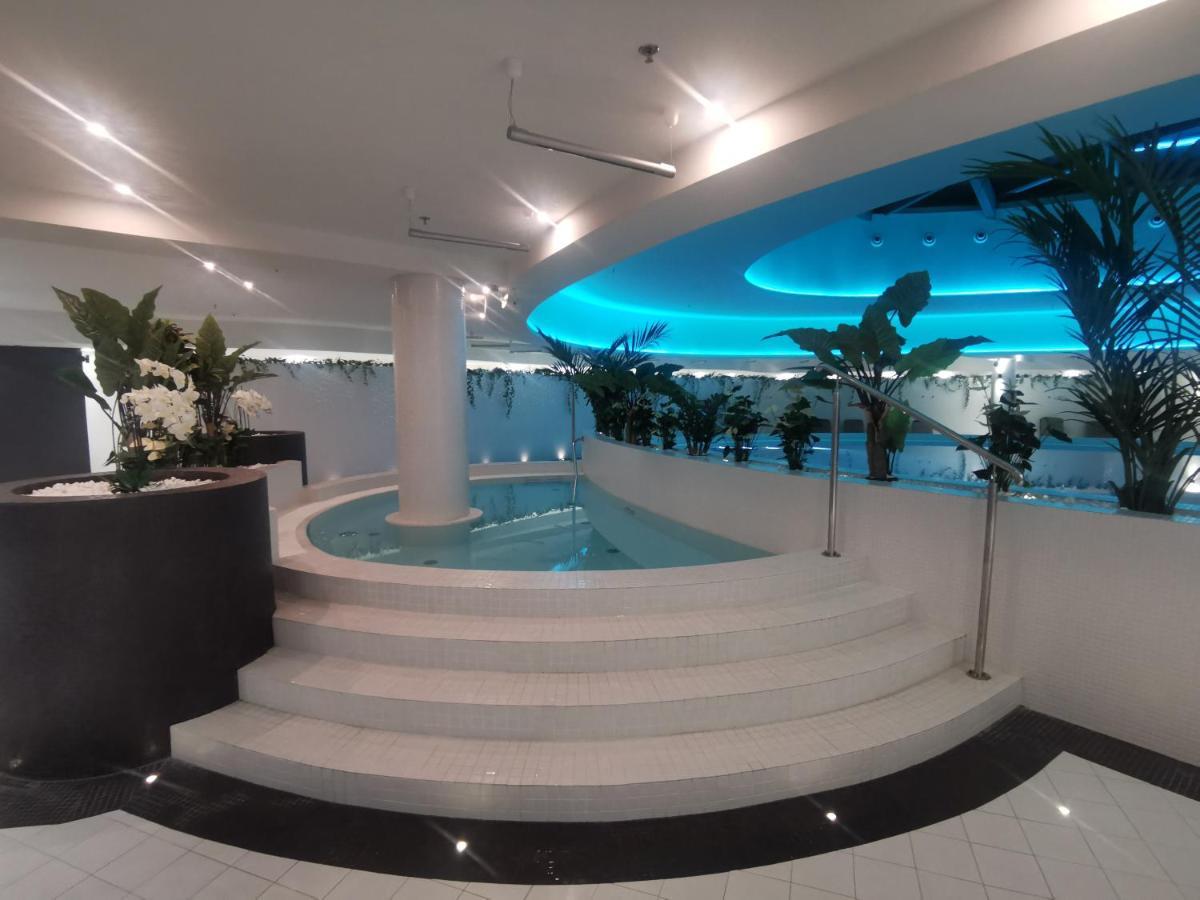 Hanza Moreno Rent Apartment *